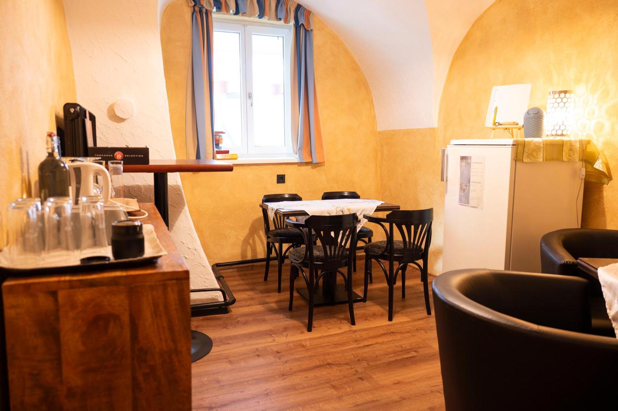 Bed & Breakfast Goldener Stiefel Mariazell Exterior foto